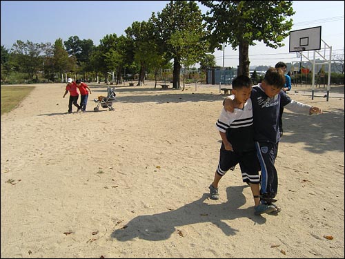 우리 아들 성욱와 세째딸 아들 정민이 